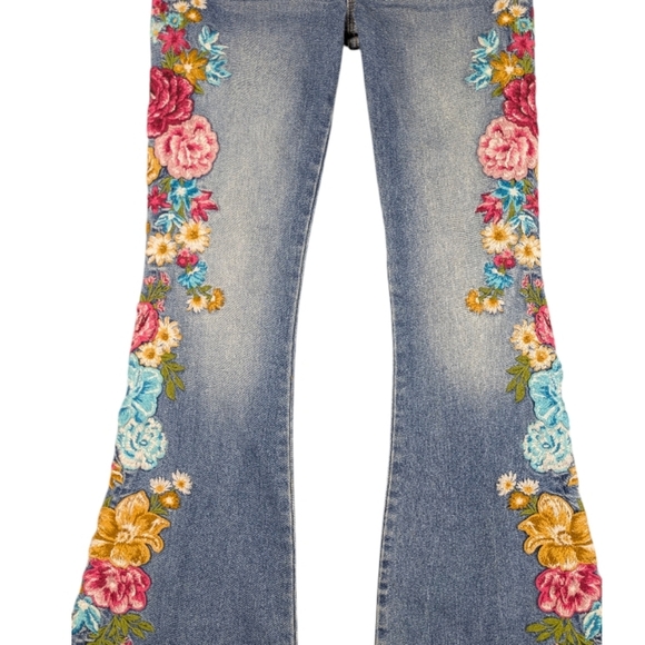 Free People Driftwood Farrah Overall Floral Bell Bottom Sold Out  J1800 - Picture 8 of 12